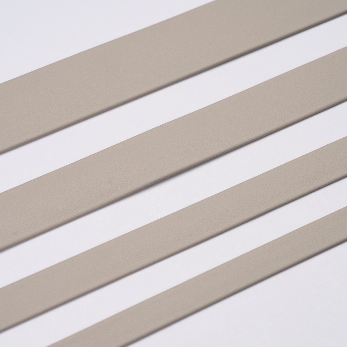 Frazer Wide Leather Trim